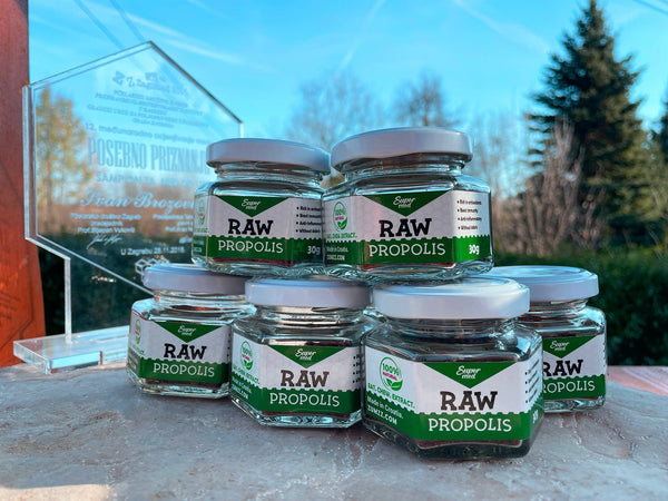 Raw Propolis