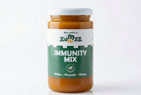 Jar of Zumzz Immunity Mix on a white background